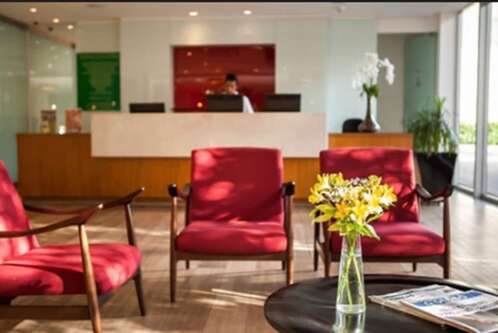 Esuites Savassi Toscanini Belo Horizonte