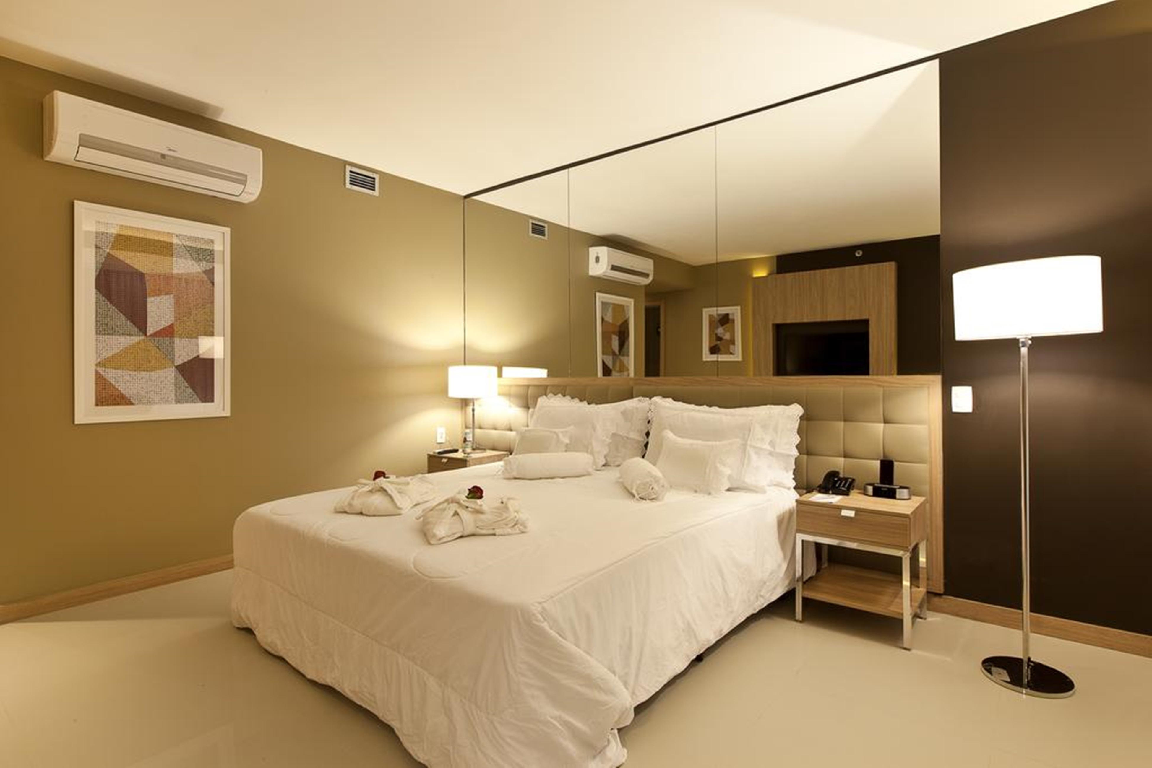 Esuites Savassi Toscanini 4*