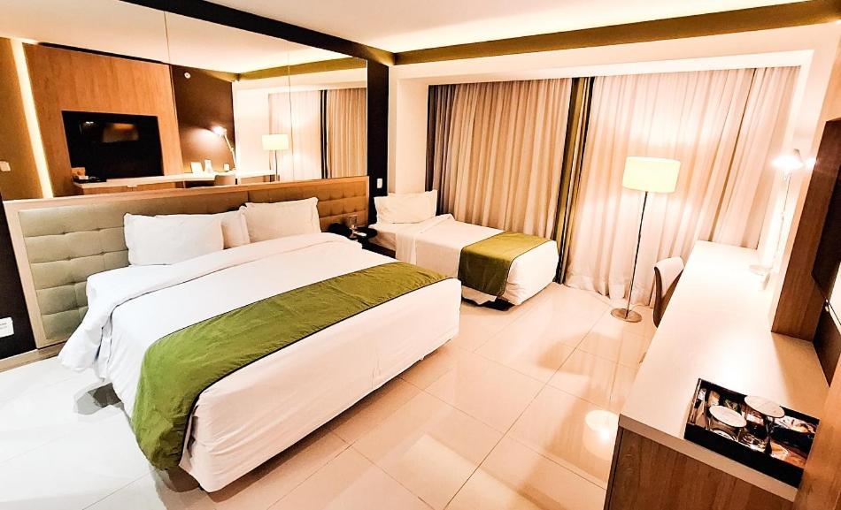 Esuites Savassi Toscanini 4* Belo Horizonte
