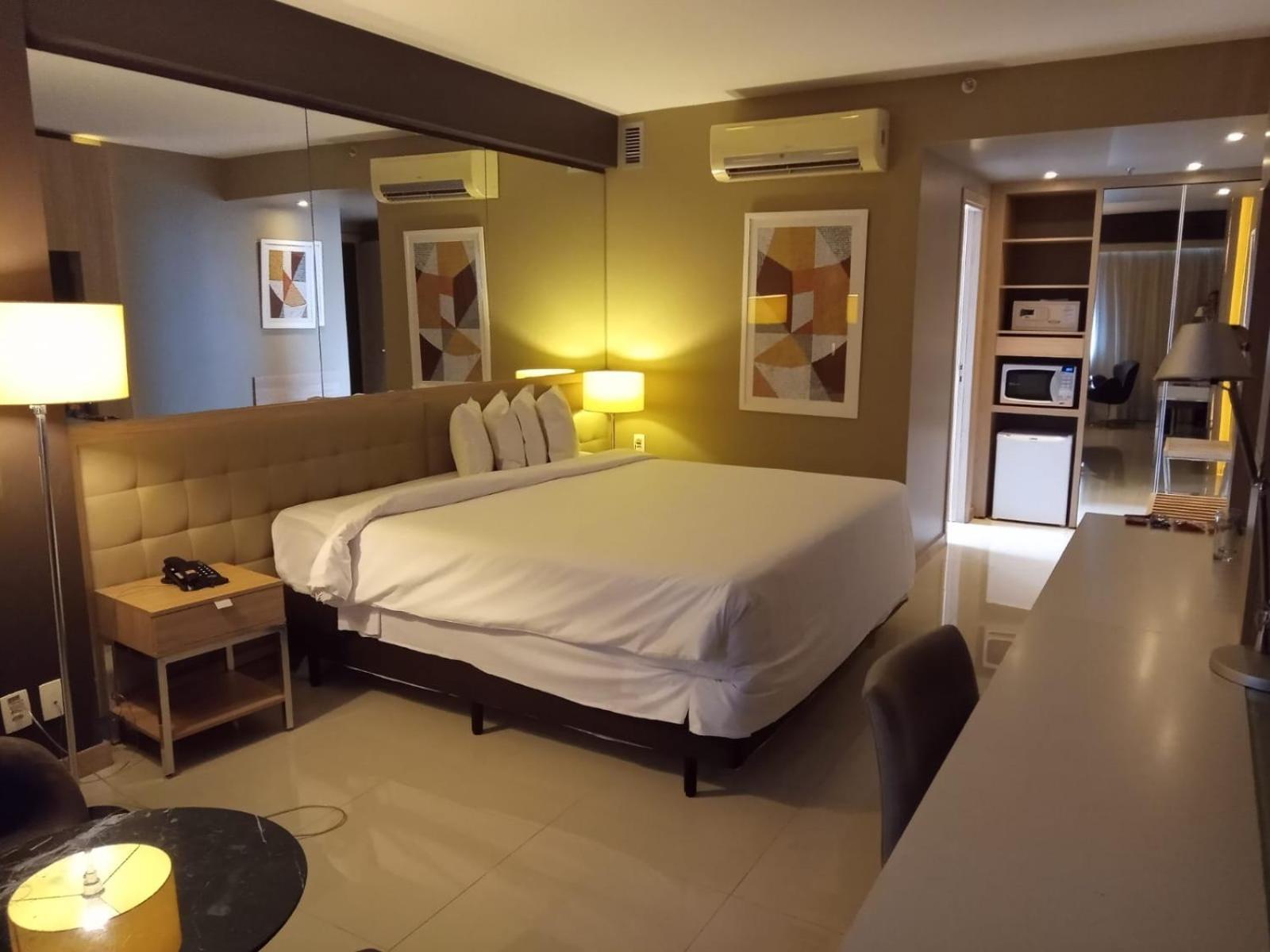 Esuites Savassi Toscanini Hotel