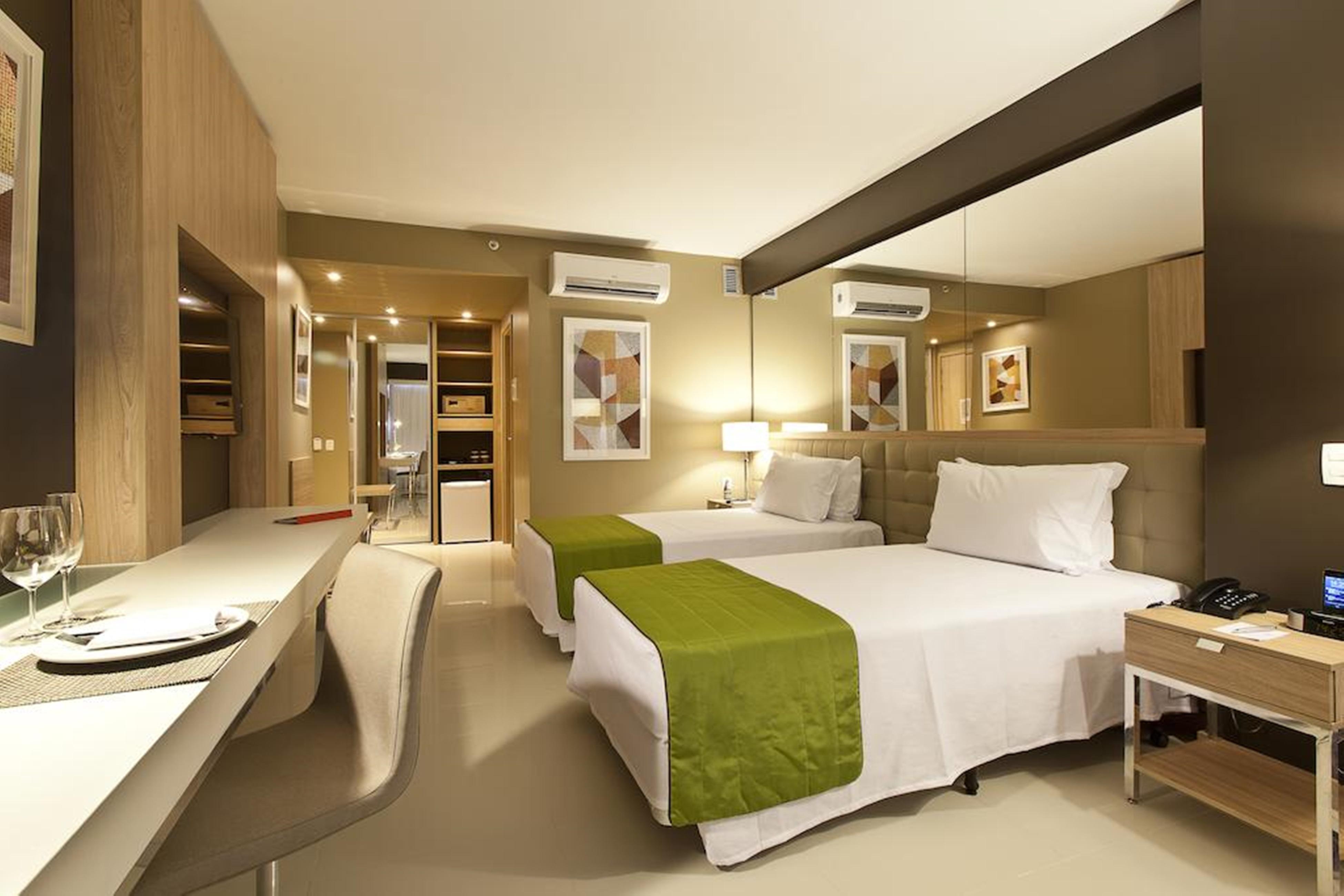 Esuites Savassi Toscanini Hotel