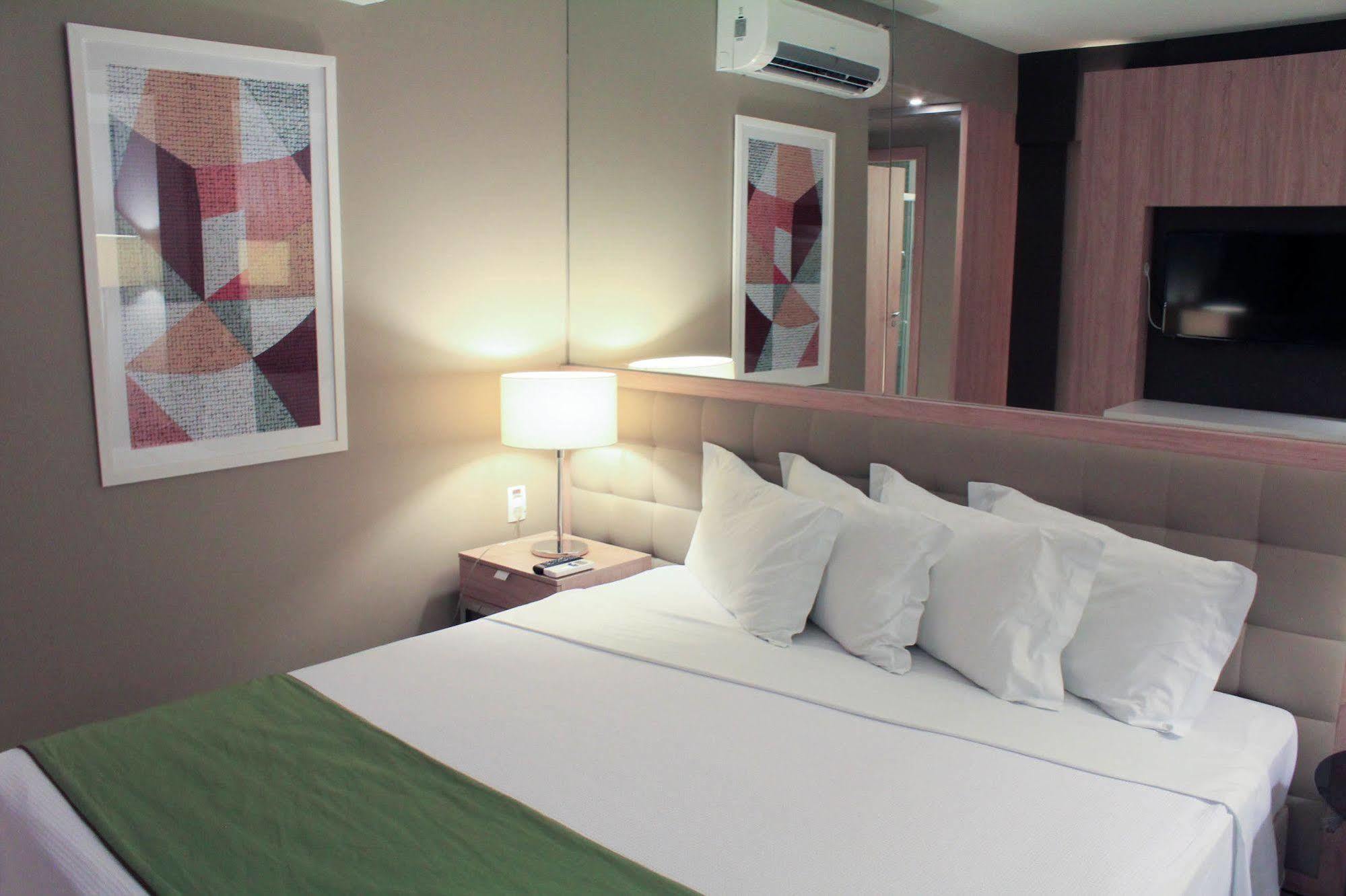 Hotel Esuites Savassi Toscanini